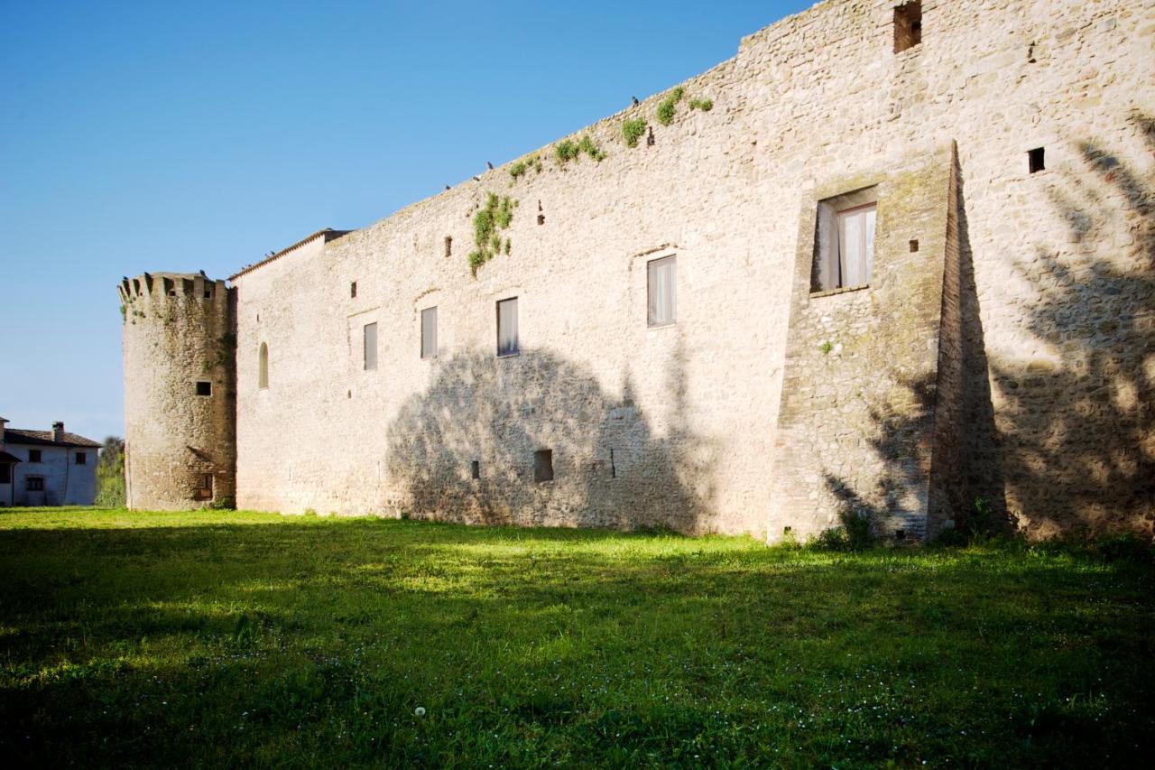 Torre Della Botonta Bed & Breakfast Castel Ritaldi Exterior photo