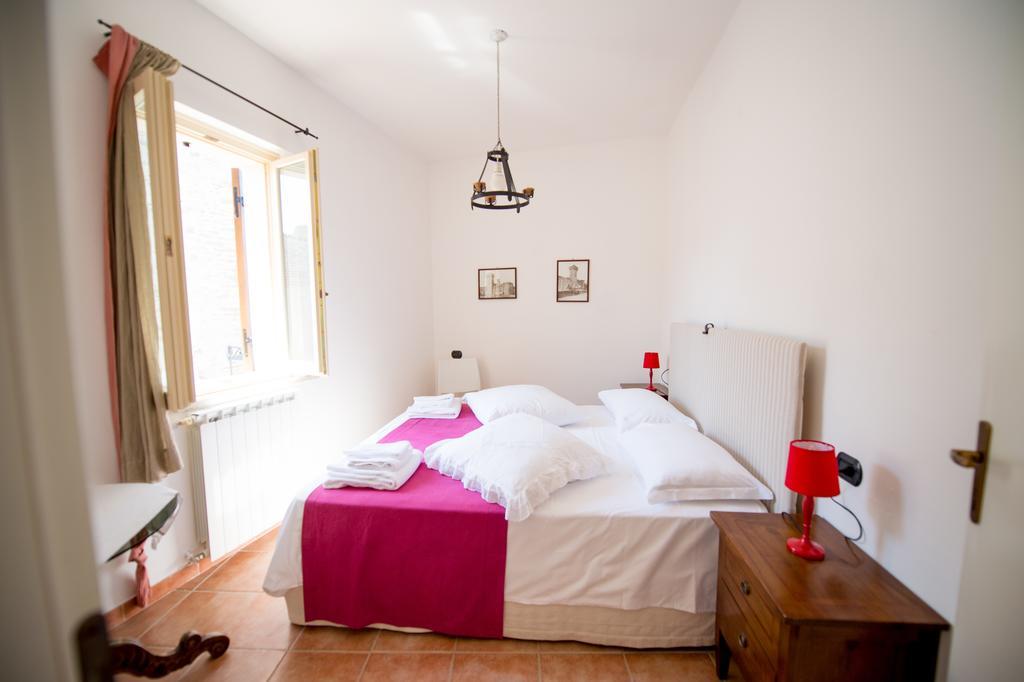 Torre Della Botonta Bed & Breakfast Castel Ritaldi Room photo