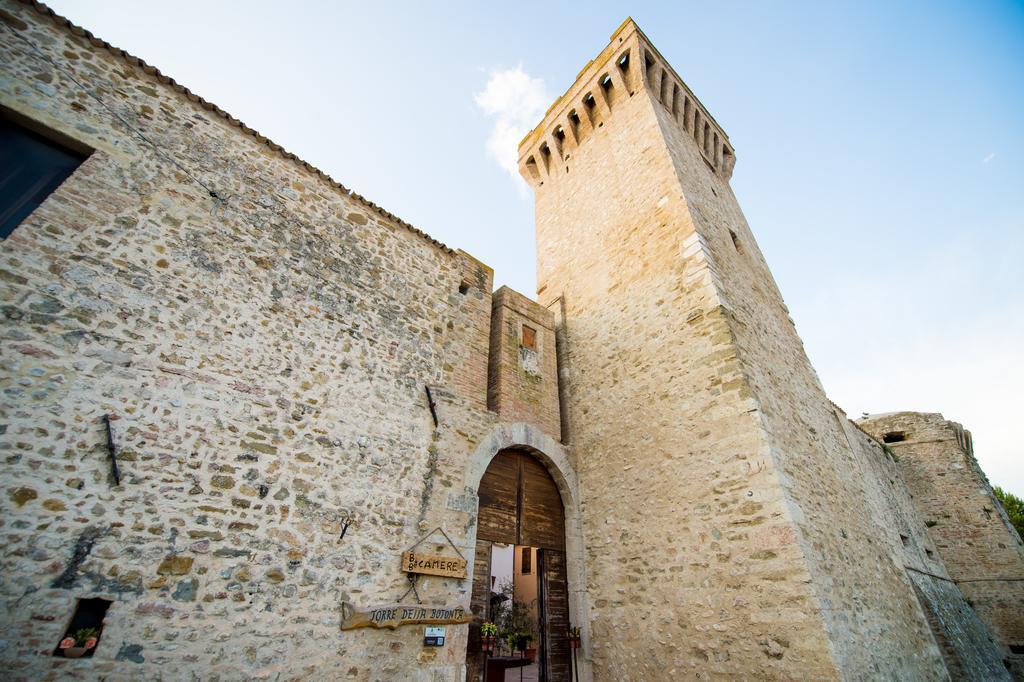 Torre Della Botonta Bed & Breakfast Castel Ritaldi Exterior photo