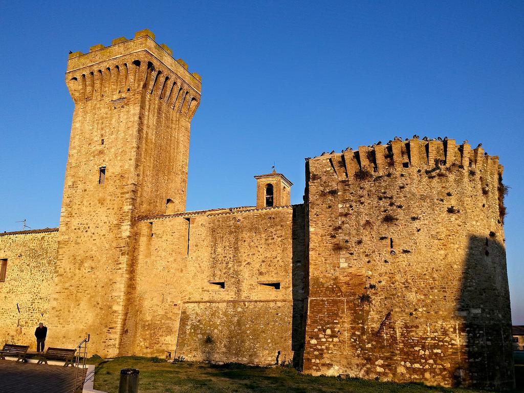 Torre Della Botonta Bed & Breakfast Castel Ritaldi Exterior photo